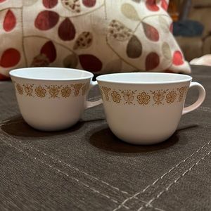 Vintage CORNING (CORELLE) Coffee Mugs🦋FINAL PRICE 🎉